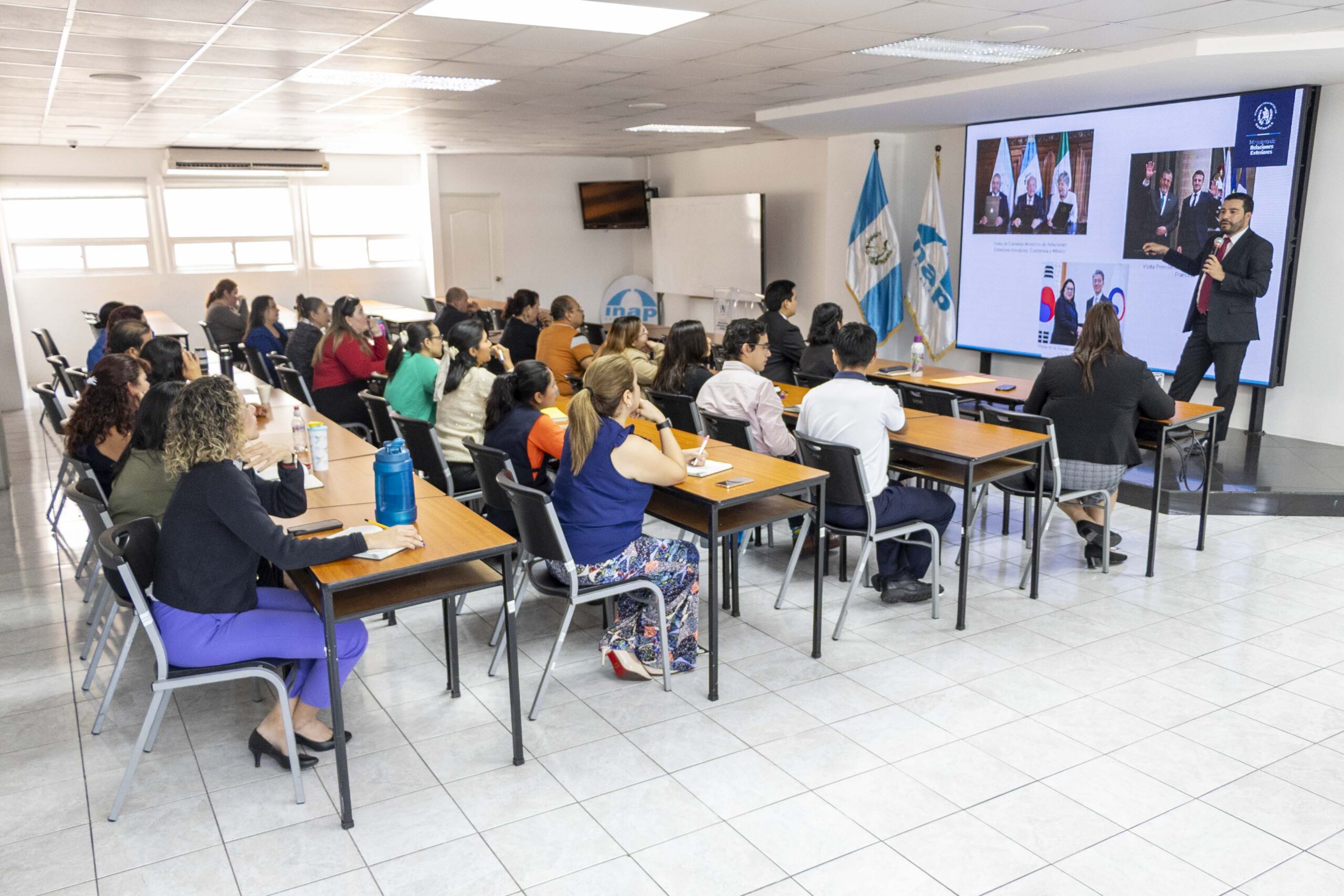 INAP refuerza protocolo y etiqueta para fortalecer imagen institucional